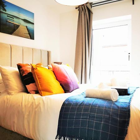 Lovely Holiday Home In Birmingham City Center 3 Bedrooms House By Hf Group Exterior photo